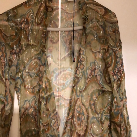 Gorgeous sheer Silk Patricia Pepe Wrap Top - Picture 2 of 9